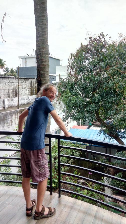 Cukoos Nest Apartment Kochi Exterior photo